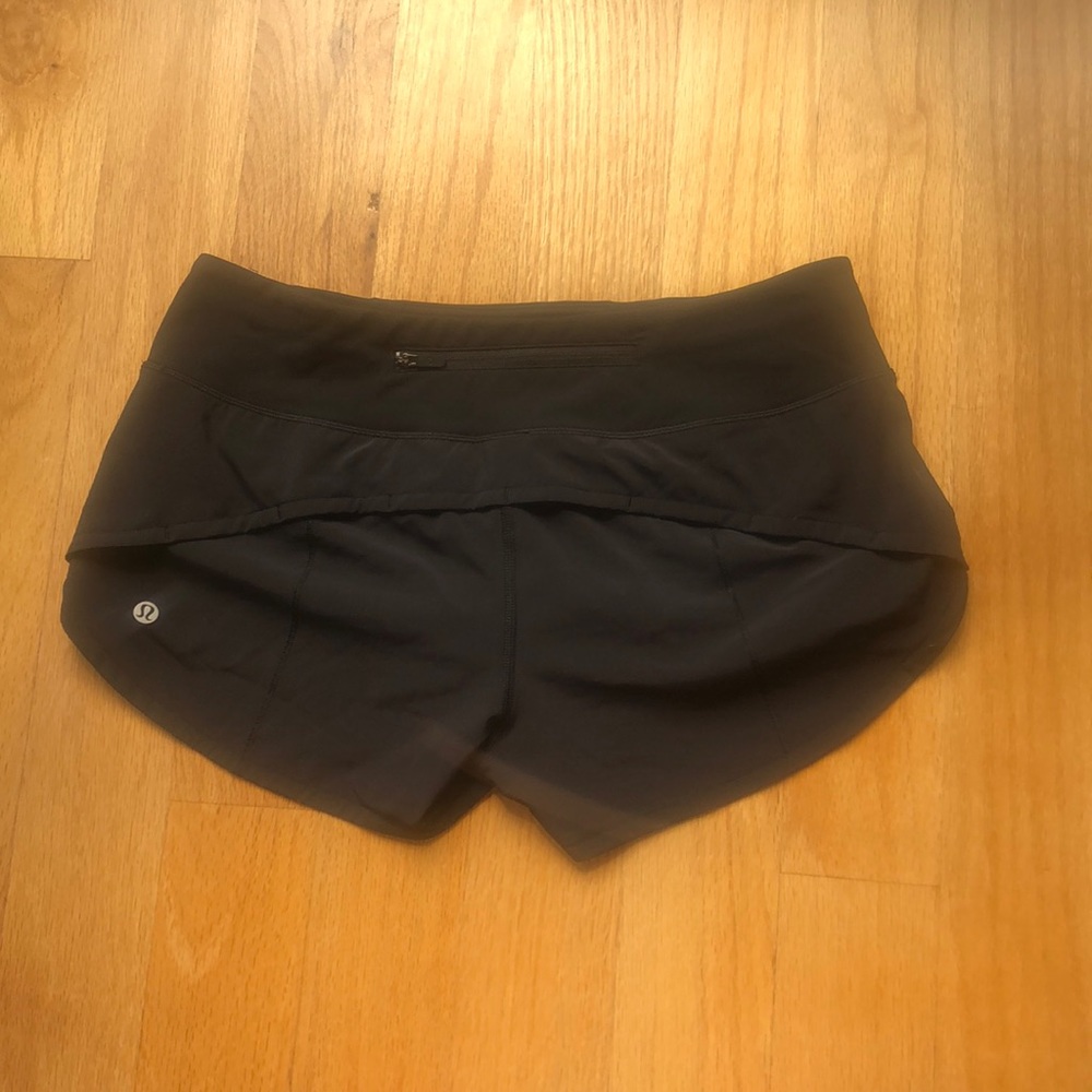 Black Speed Up Shorts🦋